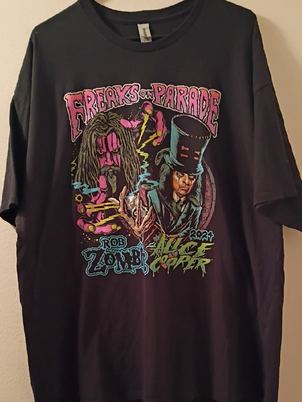 Alice Cooper And Rob Zombie  'Freaks on Parade' Band Tour Shirt